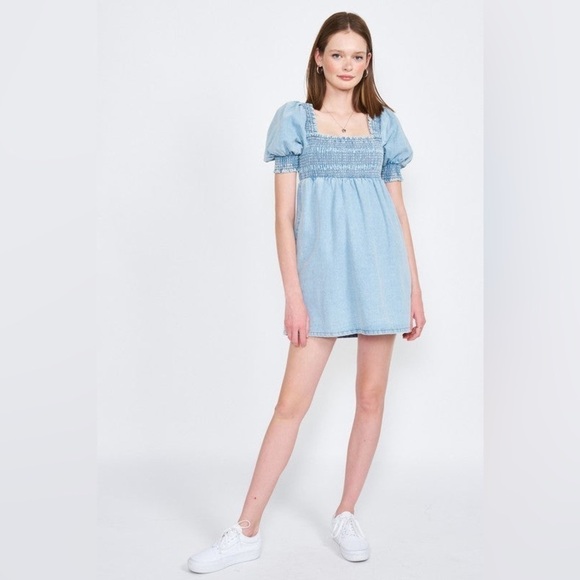 Altar’s State Denim Puff Sleeves Smocked Babydoll Mini Dress Size M - Picture 1 of 13